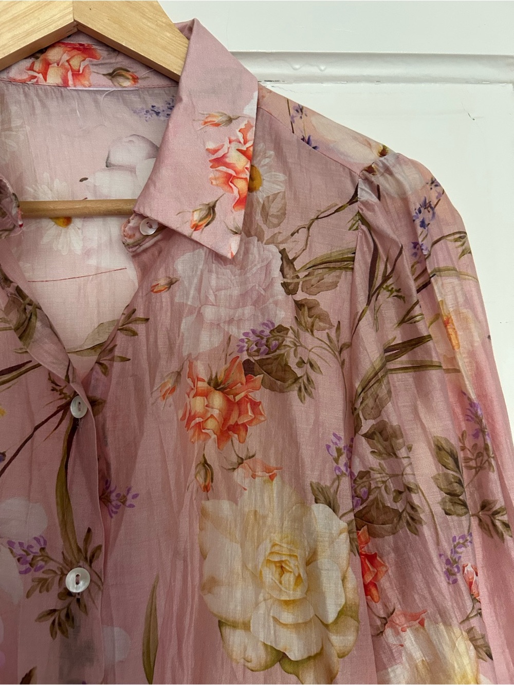 Sheer Pink Floral Button-Up Blouse size M